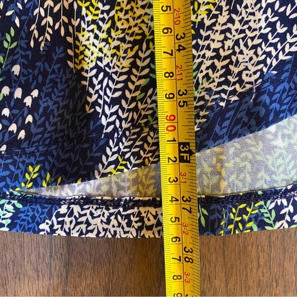 BCBGMAXAZRIA Designer Wrap Dress Medium Blue Yellow Floral Wrap 3/4 Sleeves - Picture 15 of 15